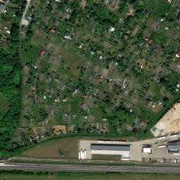 Satellite imagery of Pniewy - Pałac póznobarokowy, PL