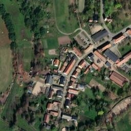 Satellite imagery of Schloss Paretz, DE
