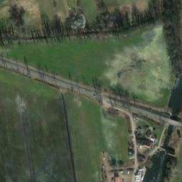 Satellite imagery of Schloss Paretz, DE