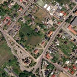 Satellite imagery of Niechanowo - Pałac klasycystyczny, PL