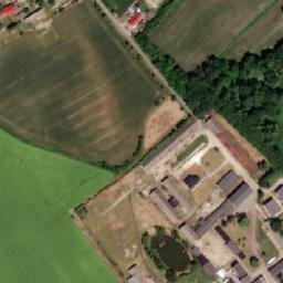 Satellite imagery of Niechanowo - Pałac klasycystyczny, PL