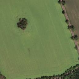 Satellite imagery of Arcugowo - Pałac neogotycki, PL