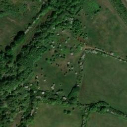 Satellite imagery of Bickenhill Castle Hills Farm, GB