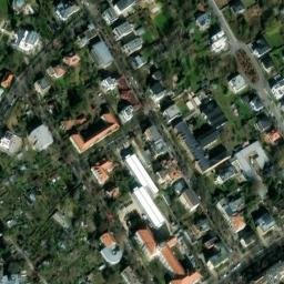 Satellite imagery of Marmorpalais, DE