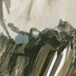Satellite imagery of Mount Weiss, CA