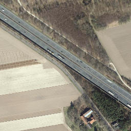 Satellite imagery of Luhberg, DE