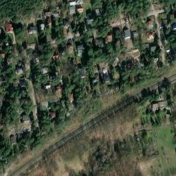 Satellite imagery of Weinberg, DE