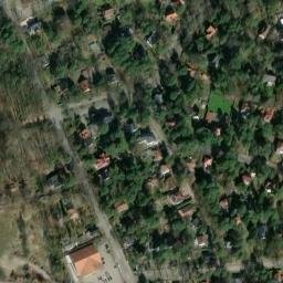 Satellite imagery of Weinberg, DE