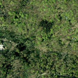 Satellite imagery of cairn, DE