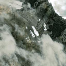 Satellite imagery of Mount Alberta, CA