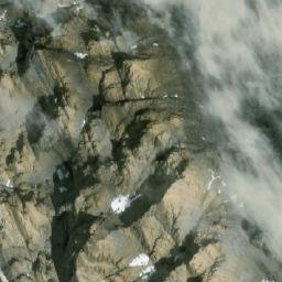 Satellite imagery of Mount Alberta, CA
