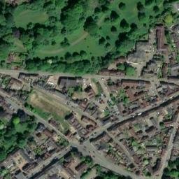 Satellite imagery of Warwick Castle, GB