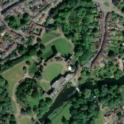 Satellite imagery of Warwick Castle, GB