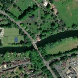 Satellite imagery of Warwick Castle, GB