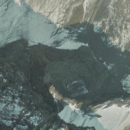 Satellite imagery of Mount Cromwell, CA