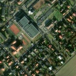 Satellite imagery of Kórnik - Zamek renesansowy, PL