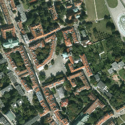 Satellite imagery of Warsaw Old Town Market Square, PL