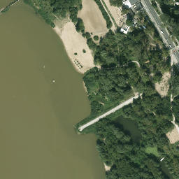 Satellite imagery of Warsaw Old Town Market Square, PL