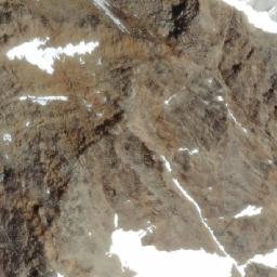 Satellite imagery of Mount Saugstad, CA