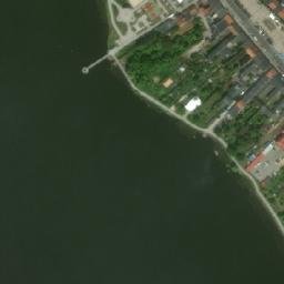 Satellite imagery of Kórnik - Zamek renesansowy, PL