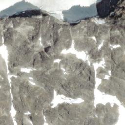 Satellite imagery of Mount Saugstad, CA