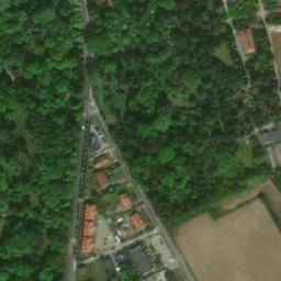 Satellite imagery of Kórnik - Zamek renesansowy, PL