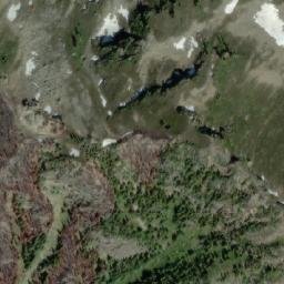 Satellite imagery of Hellroar Mountain, CA