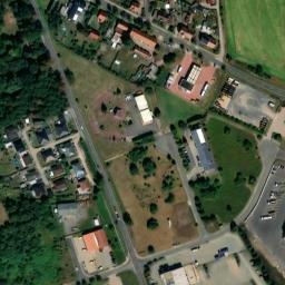 Satellite imagery of Schloss Erxleben, DE