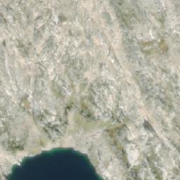 Satellite imagery of Wave Crest Peak, CA