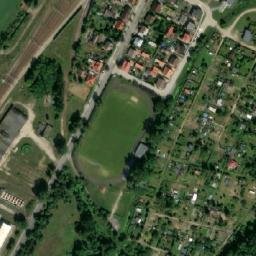 Satellite imagery of Czempiń - Pałac, PL