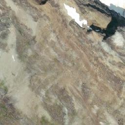 Satellite imagery of Throwback Mountain, CA