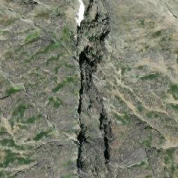 Satellite imagery of Horribilis Peak, CA