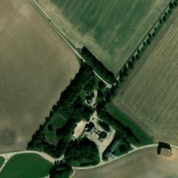 Satellite imagery of Manor Farm Hill, GB