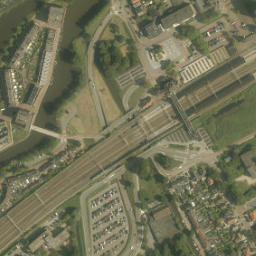 Satellite imagery of Kasteel van Woerden, NL