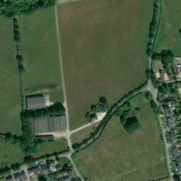 Satellite imagery of Therfield Castle, GB