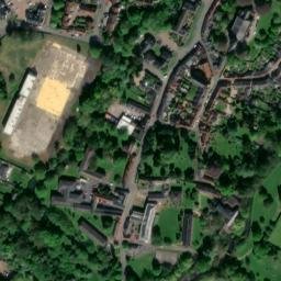 Satellite imagery of Buckingham Castle, GB