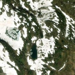 Satellite imagery of Anemone Pass, CA