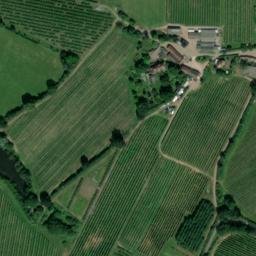 Satellite imagery of Aylesmore Castle Tump, GB