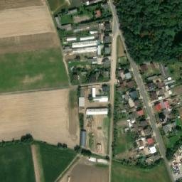 Satellite imagery of Górka Duchowna - Pałac, PL