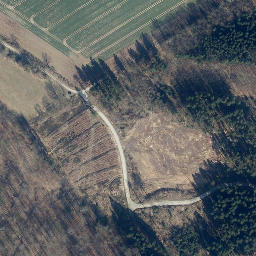 Satellite imagery of Clausberg, DE