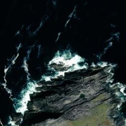 Satellite imagery of Reenadrolaun Point, IE
