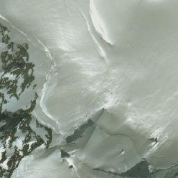 Satellite imagery of The Queen, CA