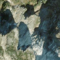 Satellite imagery of Mount Foster, CA