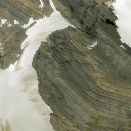 Satellite imagery of La Clytte Mountain, CA