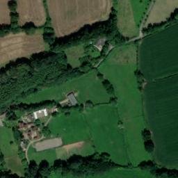 Satellite imagery of Taynton Castle Wood, GB