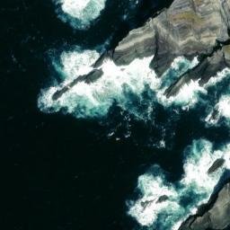 Satellite imagery of Dromgour, IE