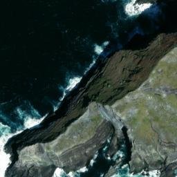 Satellite imagery of Dromgour, IE