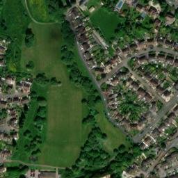 29 Armscroft Crescent, Gloucester, Gloucestershire GL2 0SX, U Satellite Map