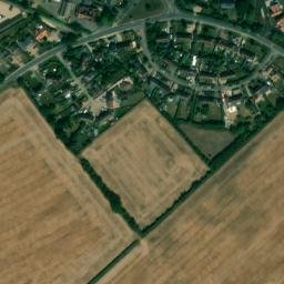 Satellite imagery of Quarkers Mount, GB