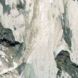 Satellite imagery of Icefall Peak, CA